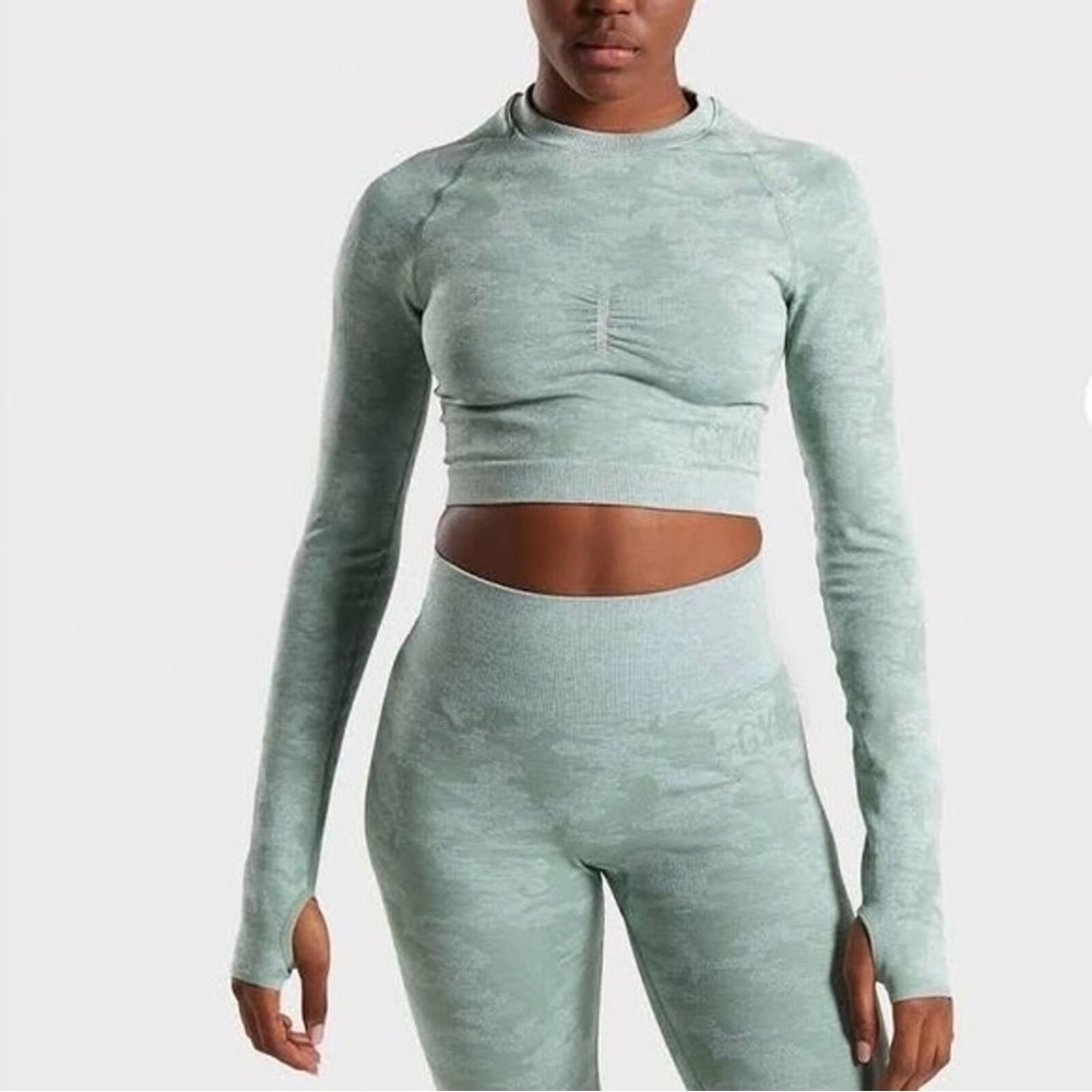 Gymshark Top| Camo | Long-sleeve Crop | Green | M